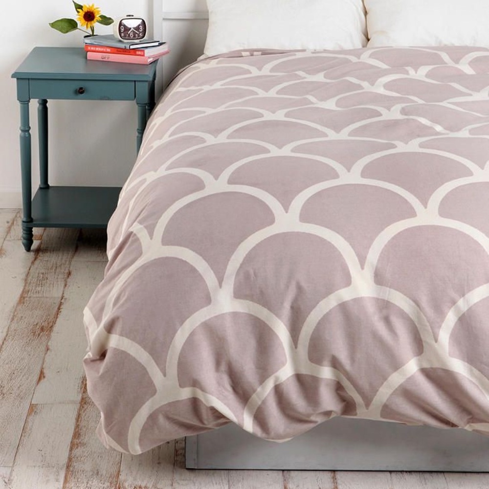 Urban Outfitters Duvet Cover Taupe Grey Scallop Wave Print Twin XL Cotton